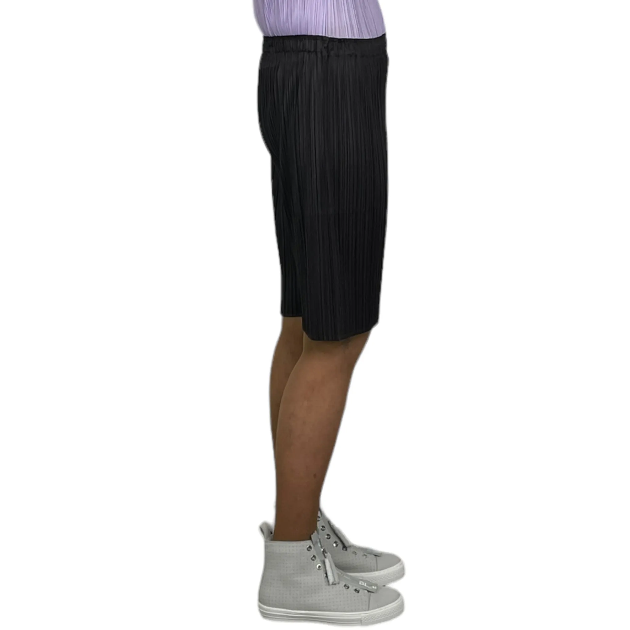 MONTHLY COLORS: APRIL SHORTS